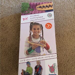 DIY Knitting Board Kit for Kids 7 + - Multicolor